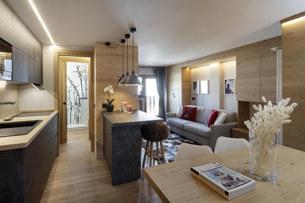 Hellochalet - Pandora Mountain View With Jacuzzi, Garage And Storage * Breuil-Cervinia